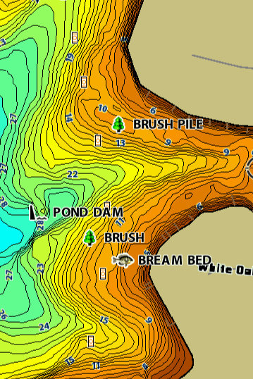 Topographic map detailing pond features like brush piles and bream beds, with contour lines indicating depth and elevation.